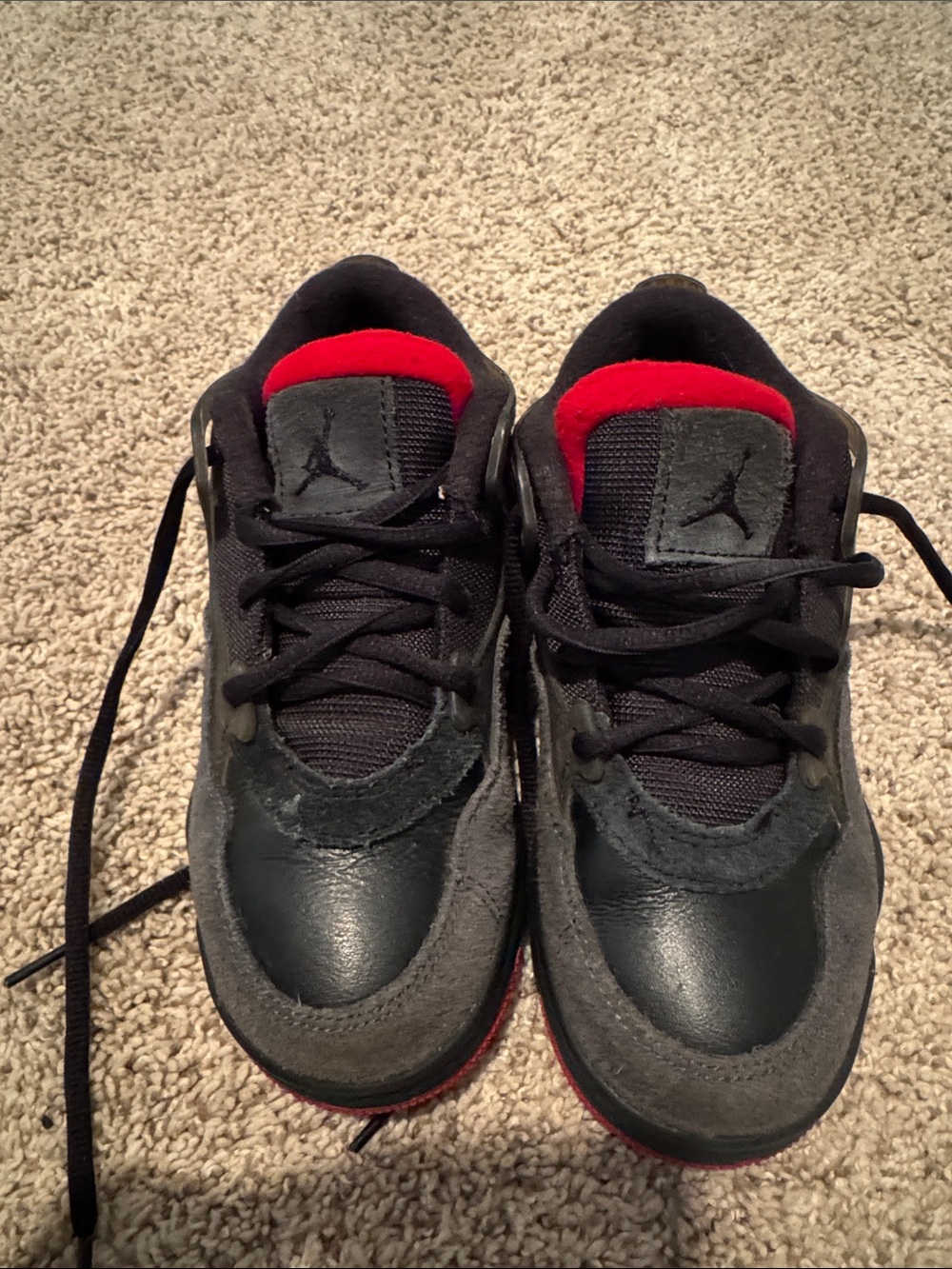 Jordan Kids Black and Red Low-Top Sneakers